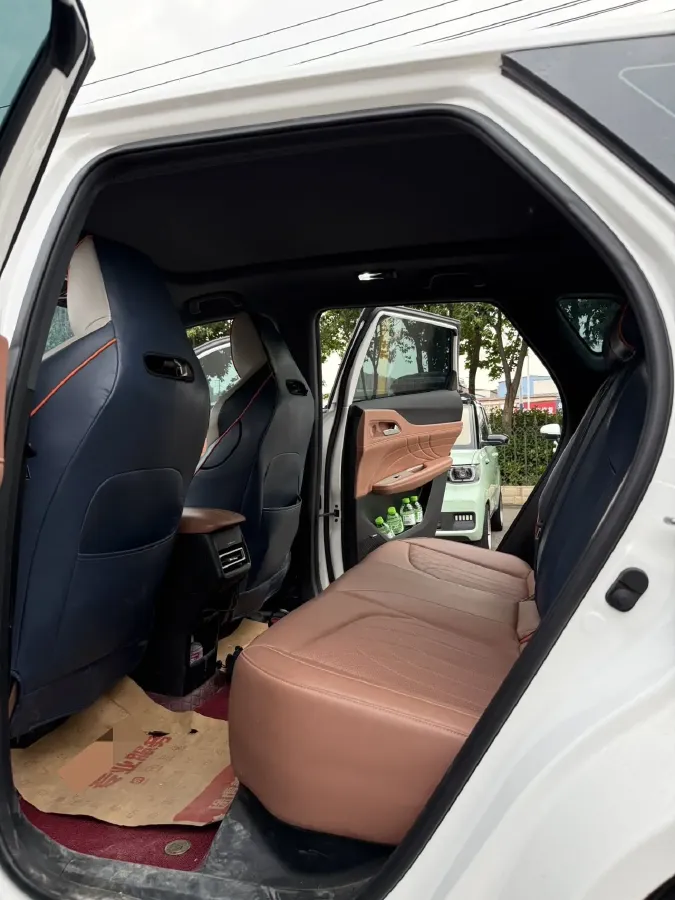 2024 ChangAn UNI-Z 1.5L 98HP L4 E-CVT PHEV 18.4KWH,autocango,china used car exporter,china ev exporter,chinese used car exporter,chinese used ev exporter
