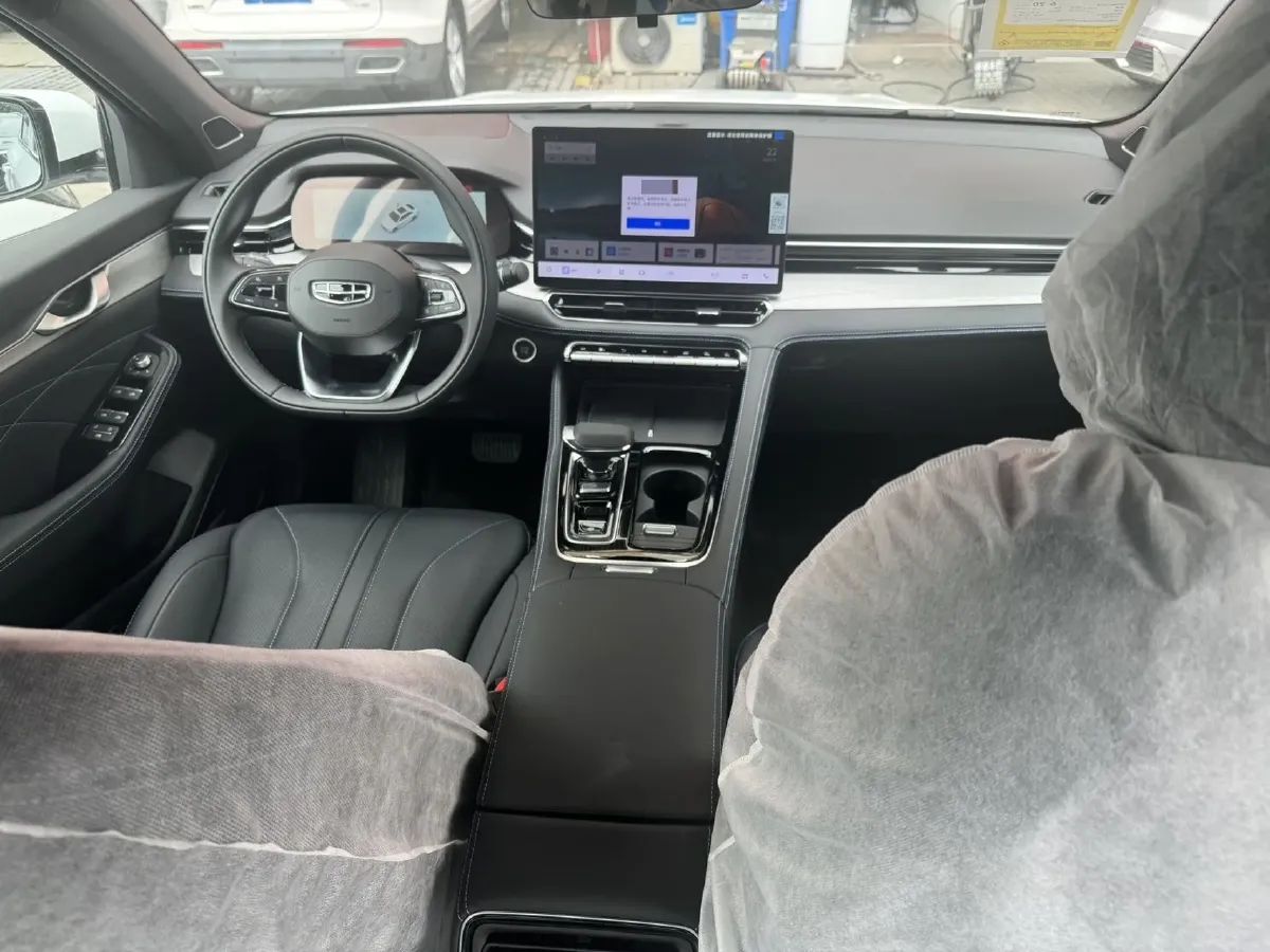 2025 Geely Preface 1.5T 181HP L4 7DCT,autocango,china used car exporter,china ev exporter,chinese used car exporter,chinese used ev exporter