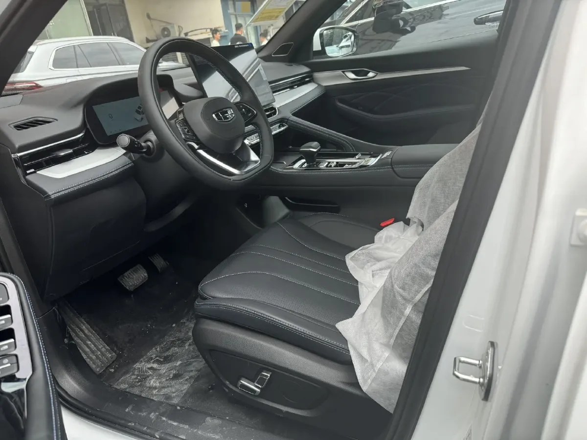 2025 Geely Preface 1.5T 181HP L4 7DCT,autocango,china used car exporter,china ev exporter,chinese used car exporter,chinese used ev exporter