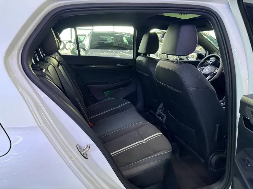 2021 Volkswagen Golf 1.4T 150HP L4 7DCT,autocango,china used car exporter,china ev exporter,chinese used car exporter,chinese used ev exporter