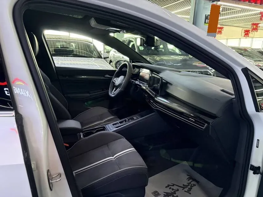 2021 Volkswagen Golf 1.4T 150HP L4 7DCT,autocango,china used car exporter,china ev exporter,chinese used car exporter,chinese used ev exporter