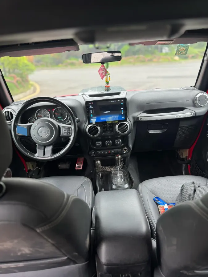 2017 Jeep Wrangler 3.6L 284HP V6 5AT,autocango,china used car exporter,china ev exporter,chinese used car exporter,chinese used ev exporter