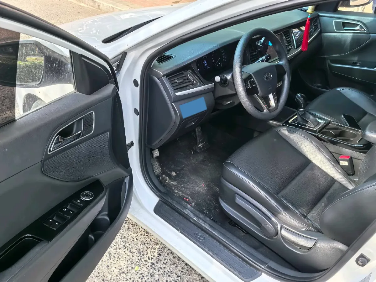 2017 Hyundai Mistra 1.8L 143HP L4 6AT,autocango,china used car exporter,china ev exporter,chinese used car exporter,chinese used ev exporter