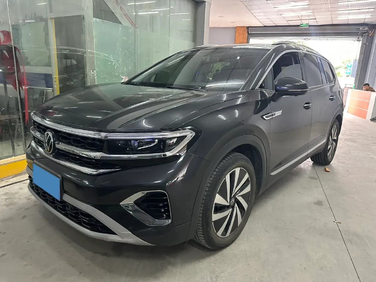 2021 Volkswagen Talagon 2.0T 186HP L4 7DCT,autocango,china used car exporter,china ev exporter,chinese used car exporter,chinese used ev exporter