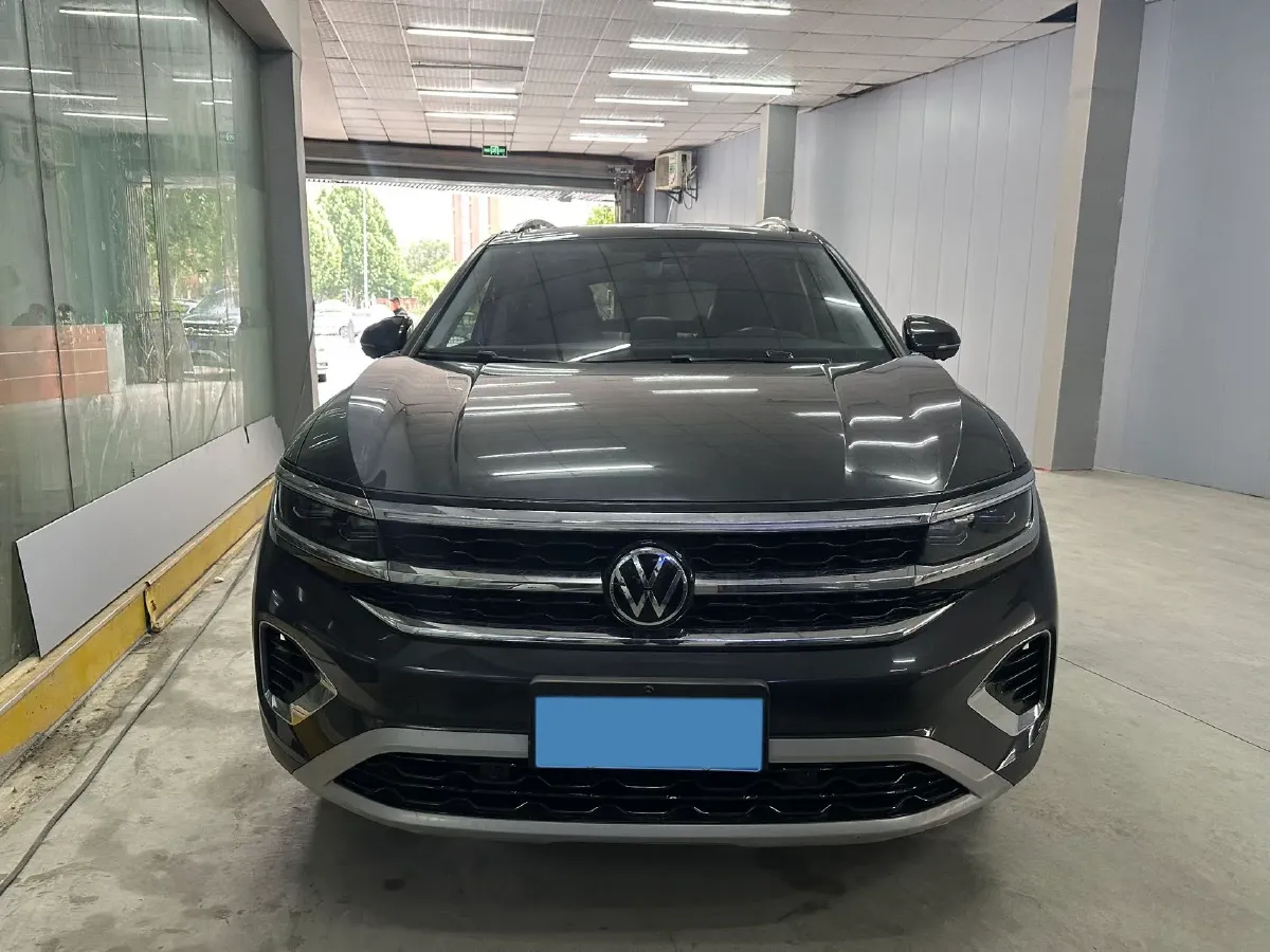 2021 Volkswagen Talagon 2.0T 186HP L4 7DCT,autocango,china used car exporter,china ev exporter,chinese used car exporter,chinese used ev exporter