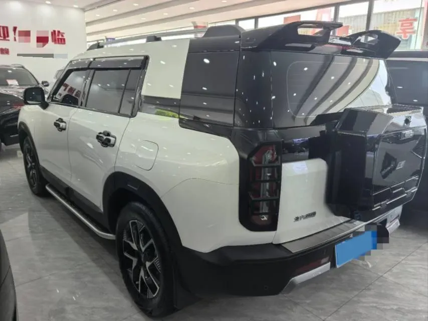 2024 Beijing BJ30 1.5T 188HP L4 7DCT,autocango,china used car exporter,china ev exporter,chinese used car exporter,chinese used ev exporter