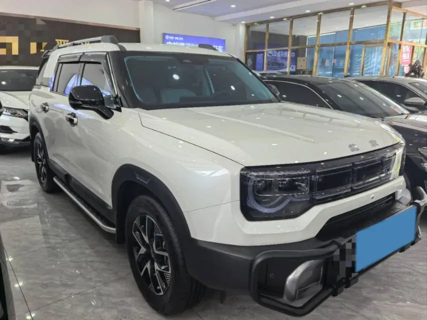 2024 Beijing BJ30 1.5T 188HP L4 7DCT,autocango,china used car exporter,china ev exporter,chinese used car exporter,chinese used ev exporter