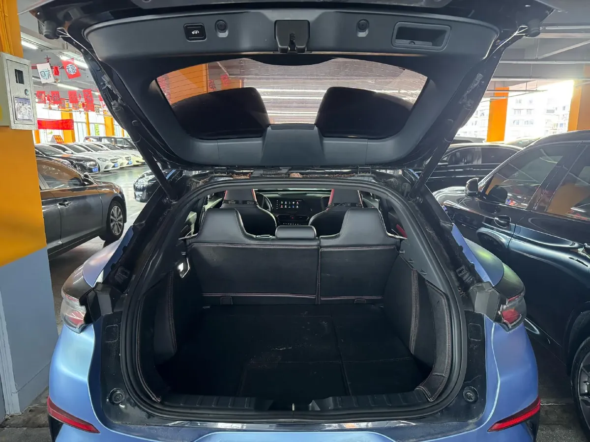 2020 ChangAn UNI-T 1.5T 180HP L4 7DCT,autocango,china used car exporter,china ev exporter,chinese used car exporter,chinese used ev exporter