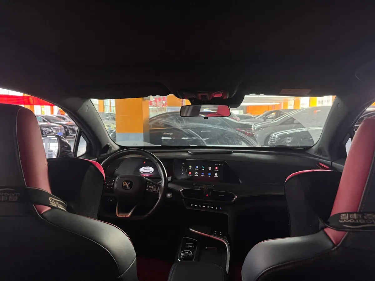 2020 ChangAn UNI-T 1.5T 180HP L4 7DCT,autocango,china used car exporter,china ev exporter,chinese used car exporter,chinese used ev exporter