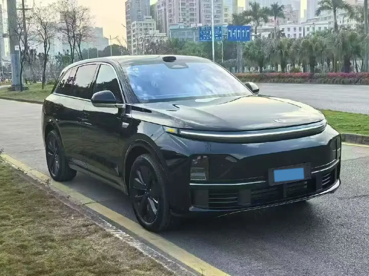 2025 Li L7 Range Extended 154HP REEV,autocango,china used car exporter,china ev exporter,chinese used car exporter,chinese used ev exporter