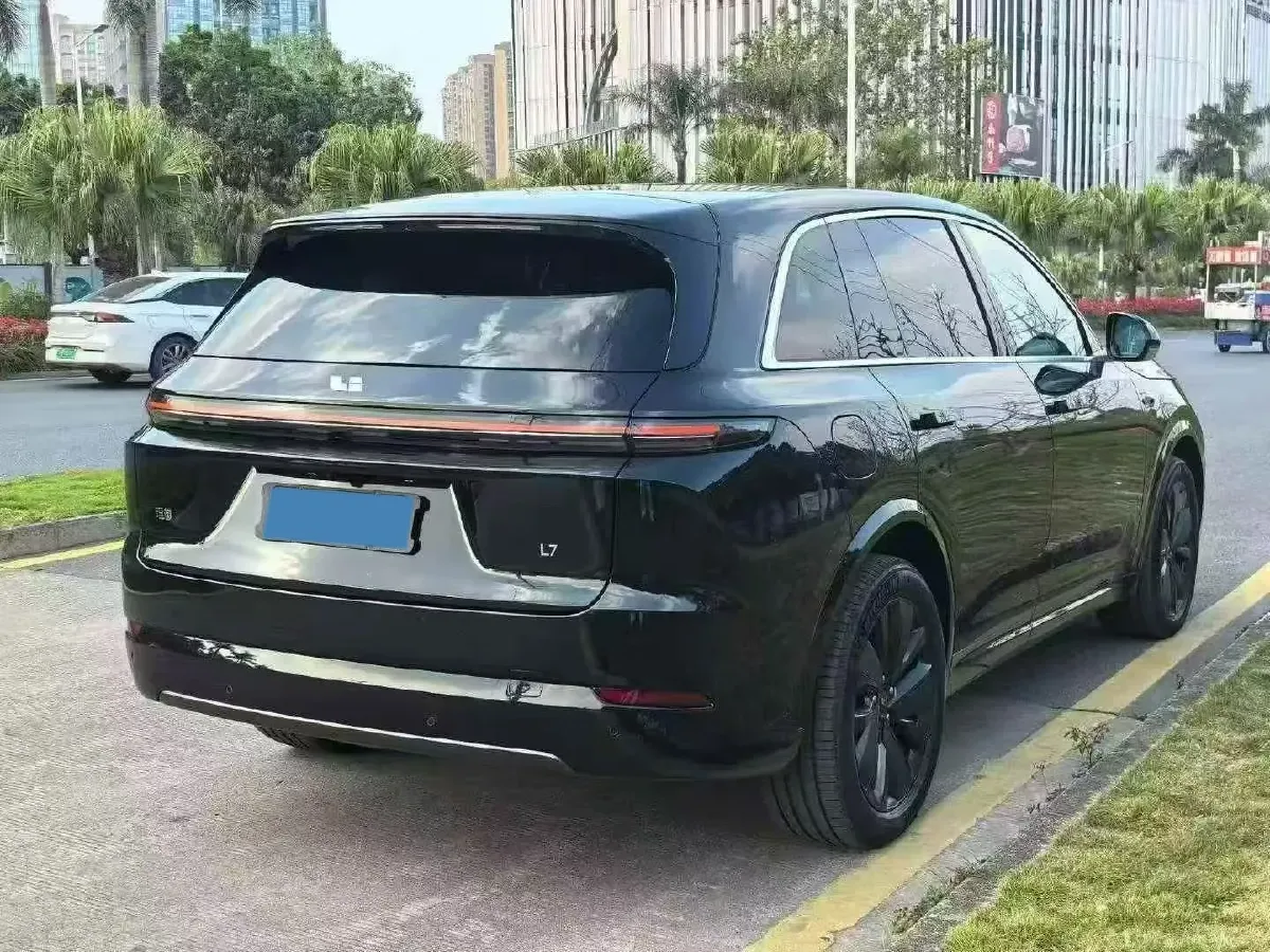2025 Li L7 Range Extended 154HP REEV,autocango,china used car exporter,china ev exporter,chinese used car exporter,chinese used ev exporter