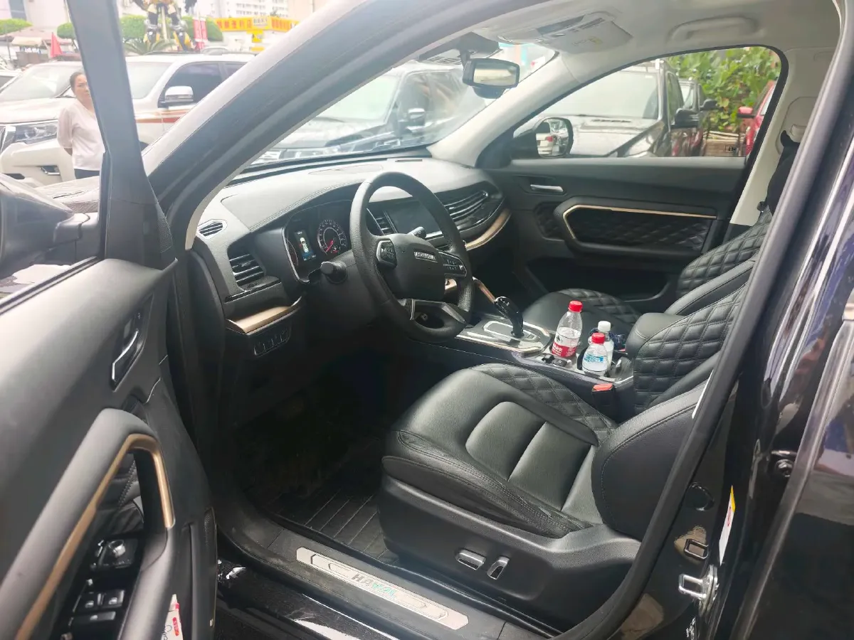 2021 Haval H6 1.5T 150HP L4 7DCT,autocango,china used car exporter,china ev exporter,chinese used car exporter,chinese used ev exporter