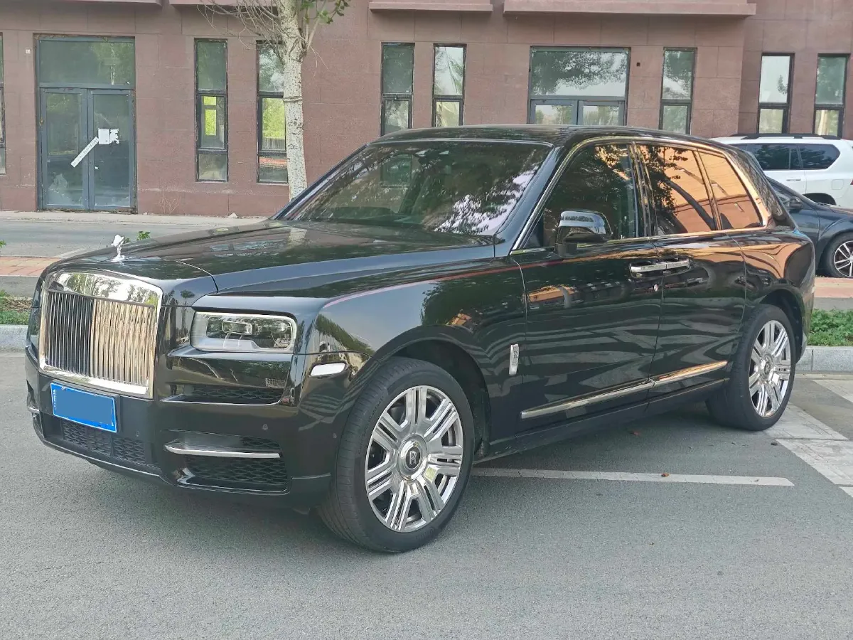 2018 Rolls-Royce Cullinan 6.7T 571HP V12 8AT,autocango,china used car exporter,china ev exporter,chinese used car exporter,chinese used ev exporter
