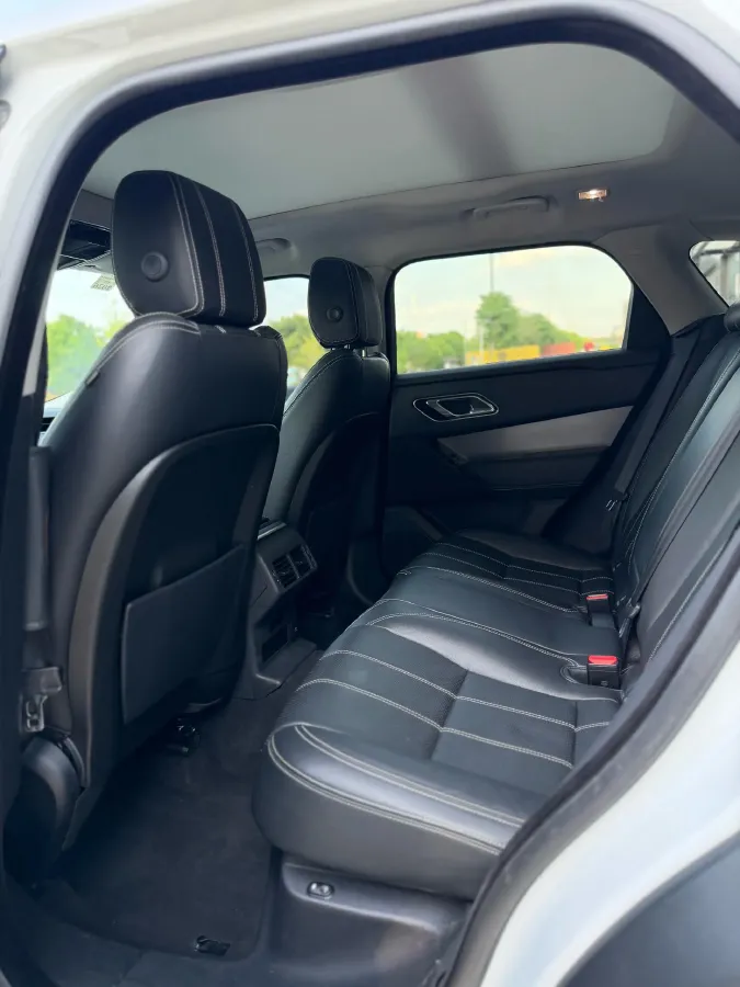 2018 Land Rover Range Rover Velar 2.0T 250HP L4 8AT,autocango,china used car exporter,china ev exporter,chinese used car exporter,chinese used ev exporter