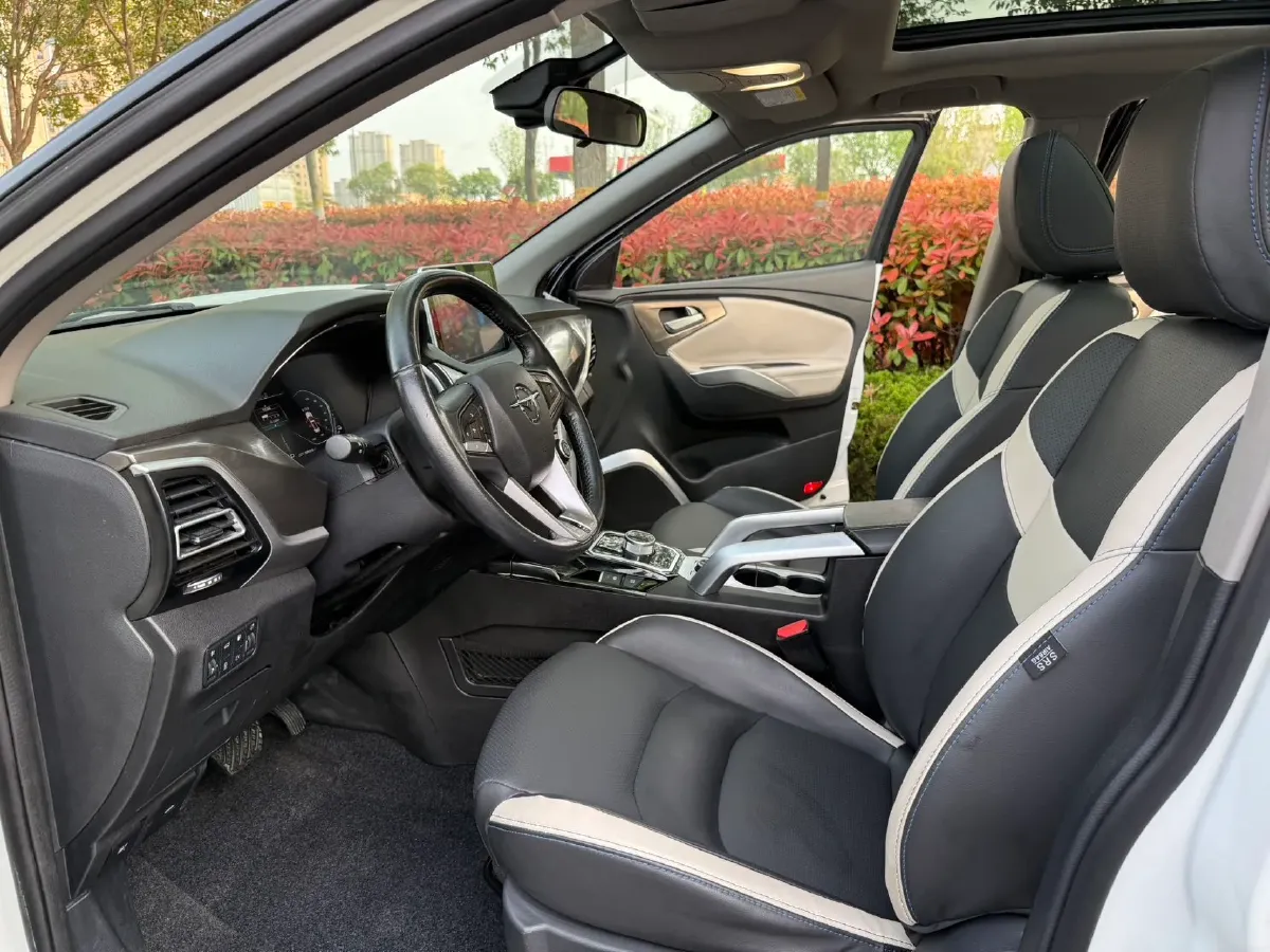2021 HaiMa 6P 1.2T 141HP L3 7DCT PHEV 17.7KWH,autocango,china used car exporter,china ev exporter,chinese used car exporter,chinese used ev exporter