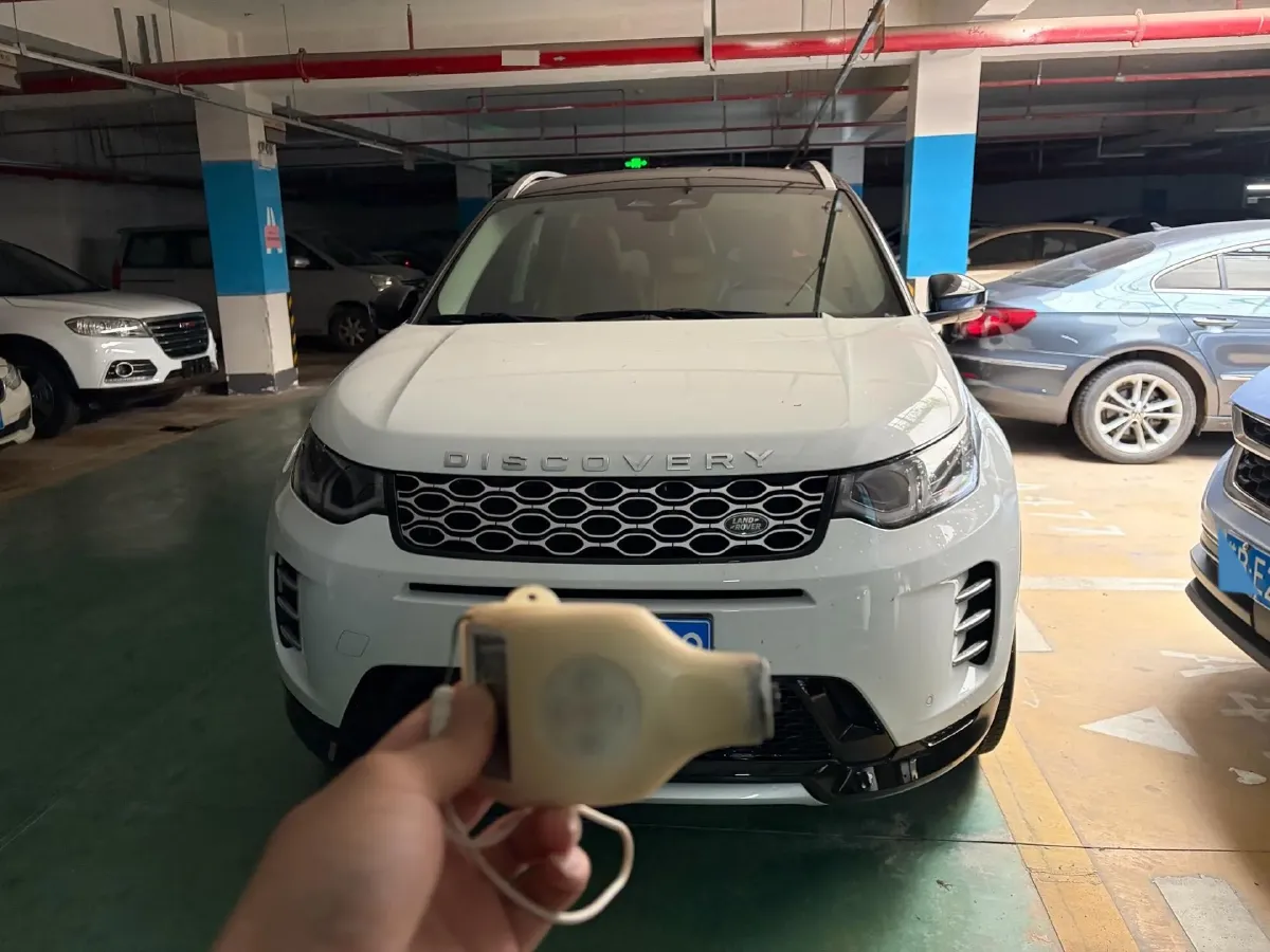 2023 Land Rover Discovery Sport 2.0T 249HP L4 9AT,autocango,china used car exporter,china ev exporter,chinese used car exporter,chinese used ev exporter
