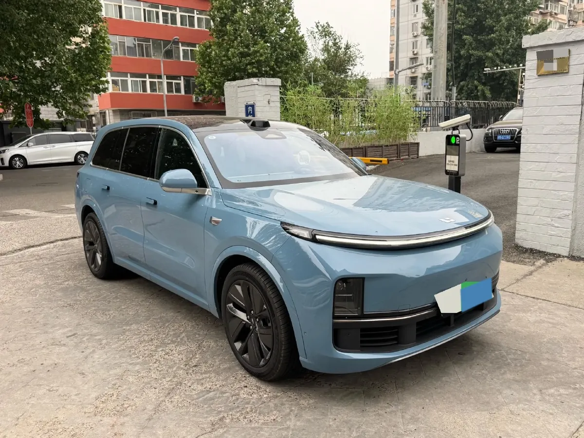 2022 Li L9 Range Extended 154HP REEV 42.6KWH,autocango,china used car exporter,china ev exporter,chinese used car exporter,chinese used ev exporter