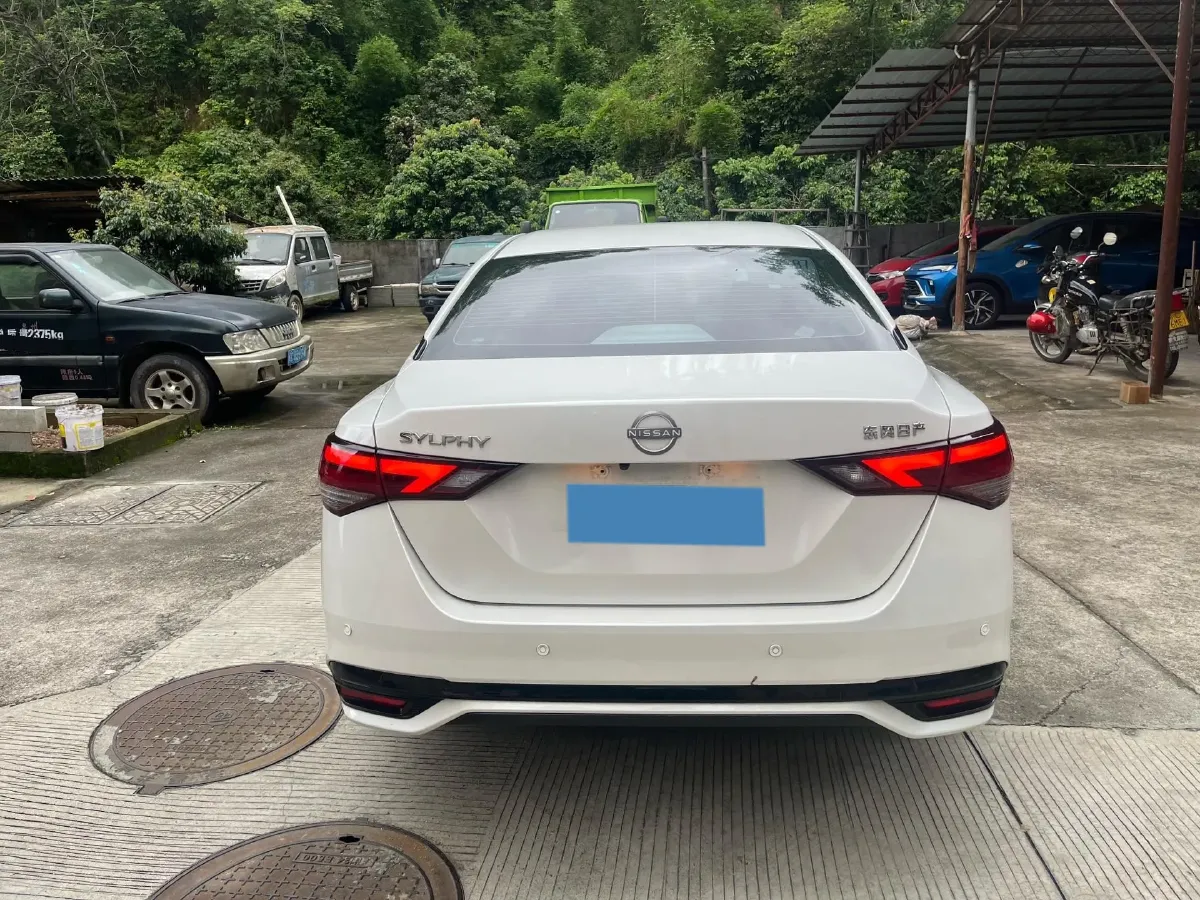 2022 Nissan Sylphy 1.6L 135HP L4 CVT,autocango,china used car exporter,china ev exporter,chinese used car exporter,chinese used ev exporter