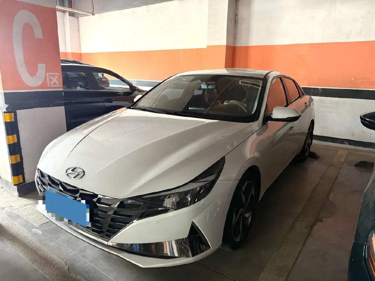 2021 Hyundai Elantra 1.5L 115HP L4 CVT,autocango,china used car exporter,china ev exporter,chinese used car exporter,chinese used ev exporter