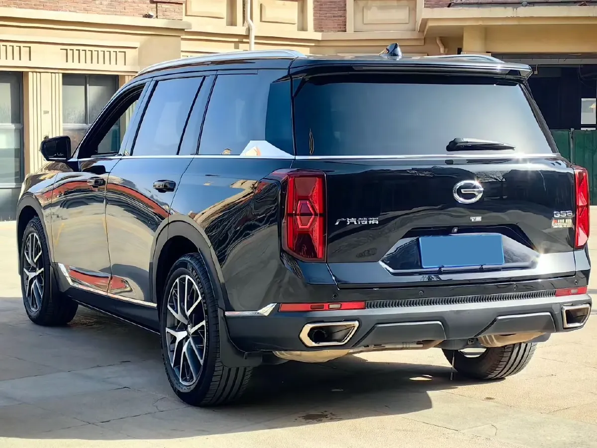 2022 GAC Trumpchi GS8 2.0T 252HP L4 8AT,autocango,china used car exporter,china ev exporter,chinese used car exporter,chinese used ev exporter