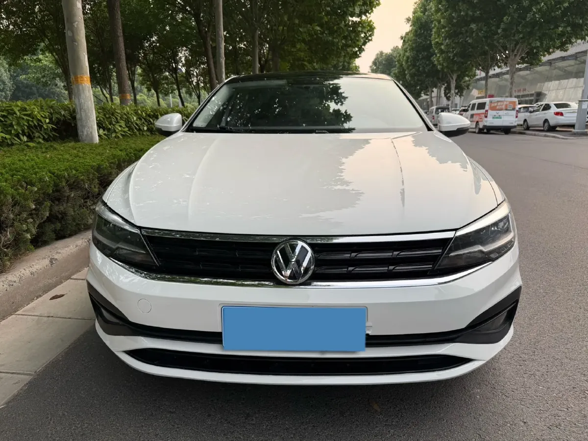 2019 Volkswagen Lamando 1.4T 131HP L4 7DCT,autocango,china used car exporter,china ev exporter,chinese used car exporter,chinese used ev exporter
