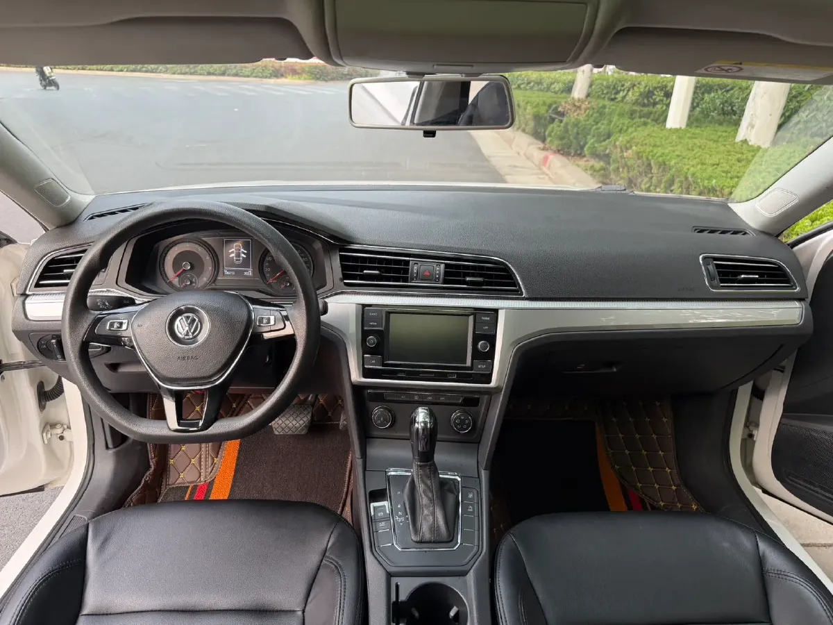 2019 Volkswagen Lamando 1.4T 131HP L4 7DCT,autocango,china used car exporter,china ev exporter,chinese used car exporter,chinese used ev exporter