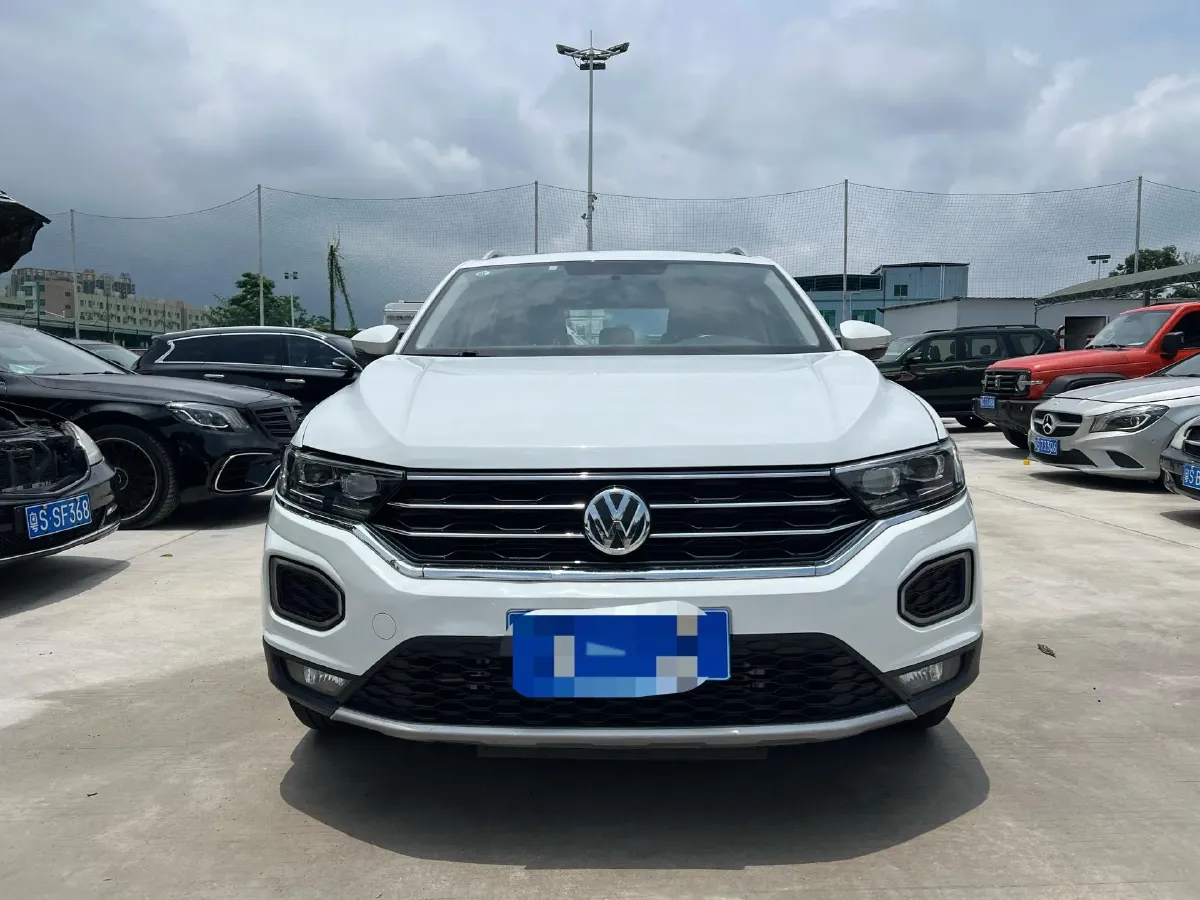2022 Volkswagen T-Roc 1.4T 150HP L4 7DCT,autocango,china used car exporter,china ev exporter,chinese used car exporter,chinese used ev exporter
