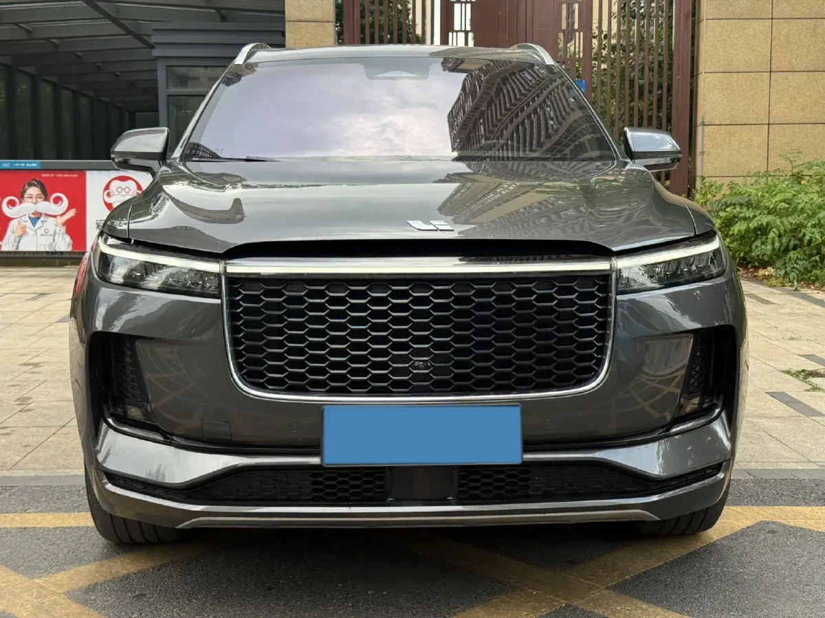 2021 Li ONE Range Extended 131HP REEV 40.5KWH,autocango,china used car exporter,china ev exporter,chinese used car exporter,chinese used ev exporter