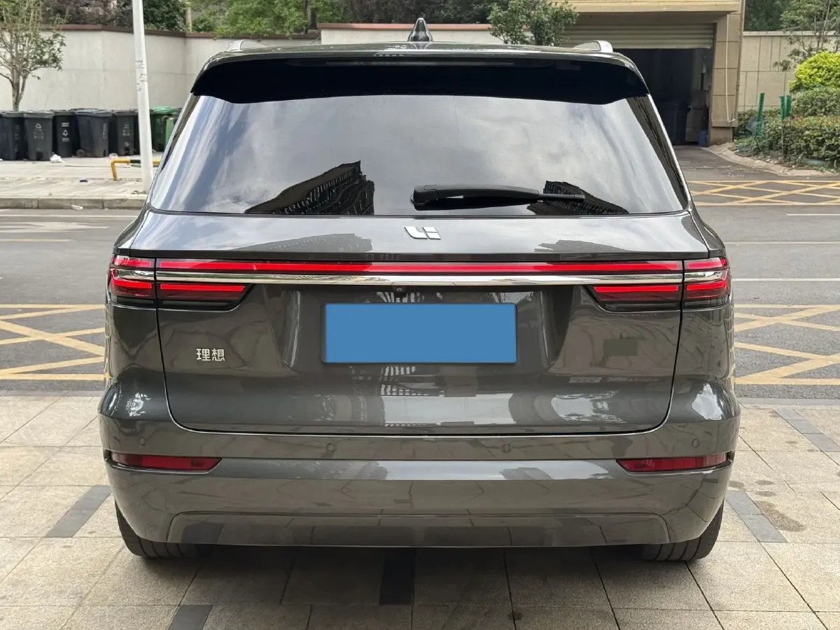 2021 Li ONE Range Extended 131HP REEV 40.5KWH,autocango,china used car exporter,china ev exporter,chinese used car exporter,chinese used ev exporter