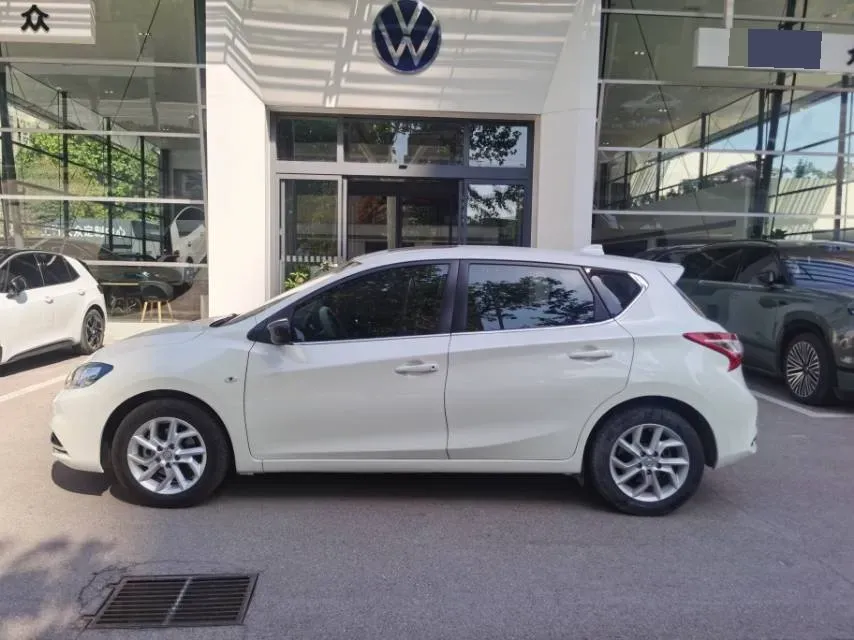 2021 Nissan Tiida 1.6L 122HP L4 CVT,autocango,china used car exporter,china ev exporter,chinese used car exporter,chinese used ev exporter
