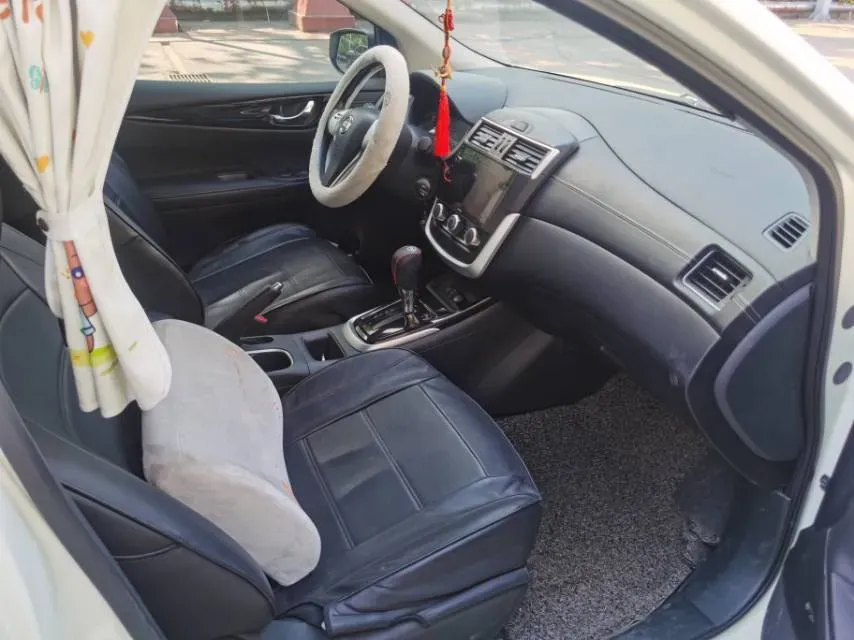 2021 Nissan Tiida 1.6L 122HP L4 CVT,autocango,china used car exporter,china ev exporter,chinese used car exporter,chinese used ev exporter