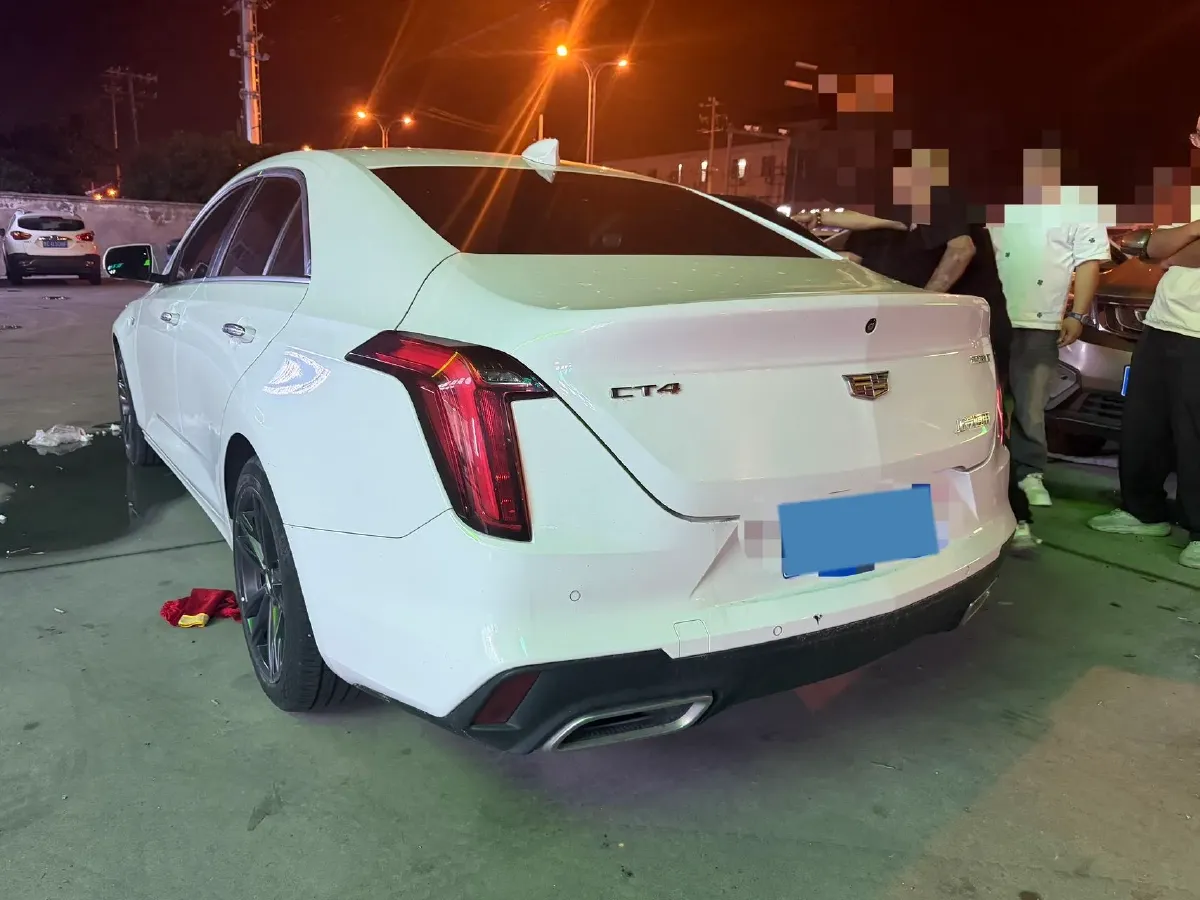 2021 Cadillac CT4 2.0T 237HP L4 8AT,autocango,china used car exporter,china ev exporter,chinese used car exporter,chinese used ev exporter