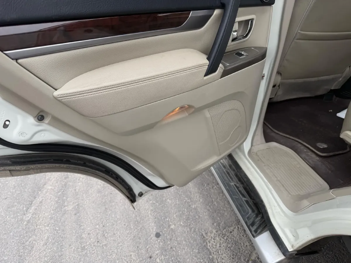 2017 Mercedes-Benz C Class 2.0T 245HP L4 7AT,autocango,china used car exporter,china ev exporter,chinese used car exporter,chinese used ev exporter