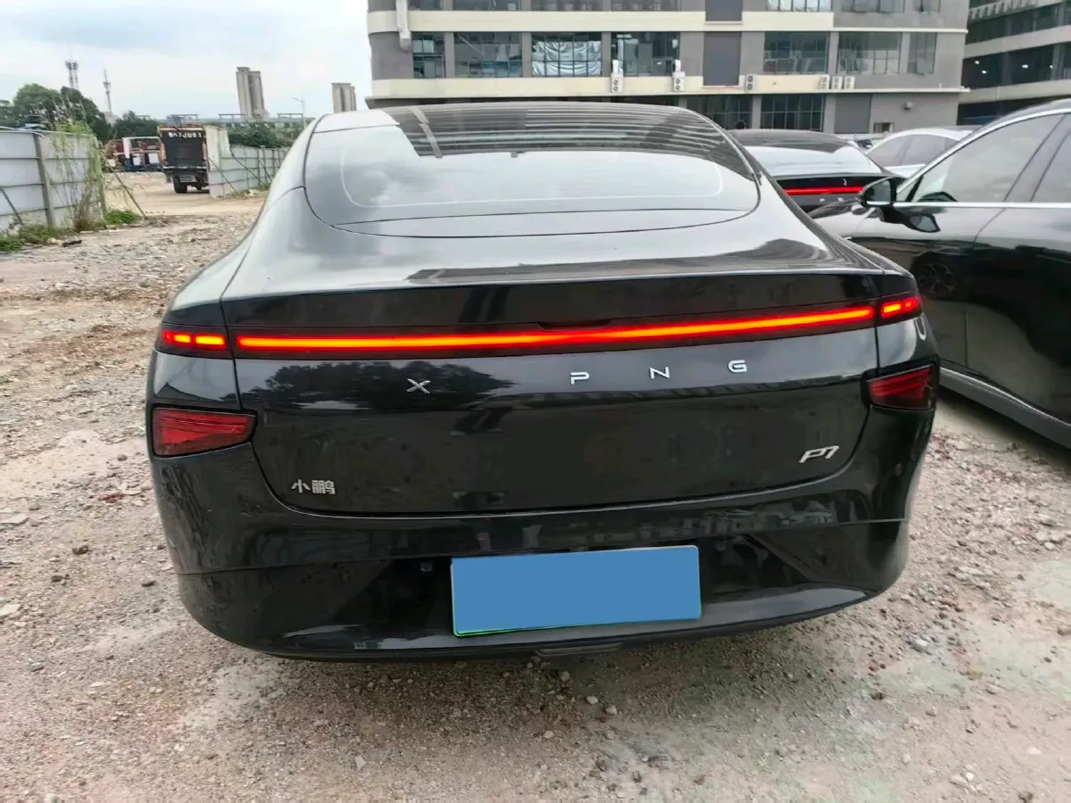 2022 Xpeng P7 BEV 83.1KWH,autocango,china used car exporter,china ev exporter,chinese used car exporter,chinese used ev exporter