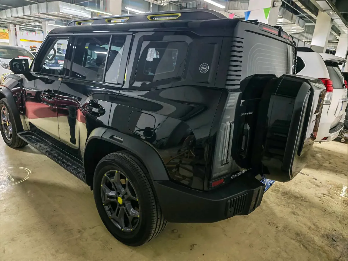 2023 Jetour Traveller 2.0T 254HP L4 7DCT,autocango,china used car exporter,china ev exporter,chinese used car exporter,chinese used ev exporter