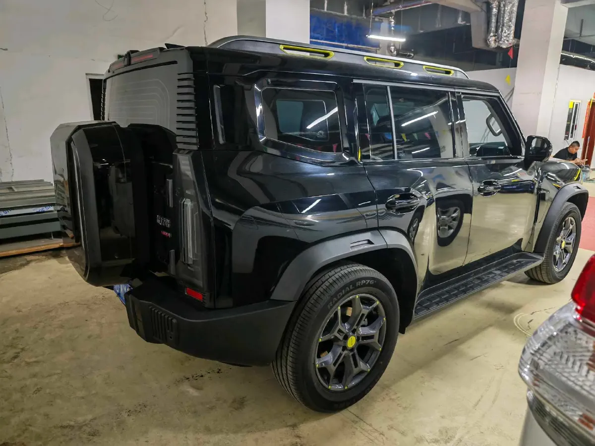 2023 Jetour Traveller 2.0T 254HP L4 7DCT,autocango,china used car exporter,china ev exporter,chinese used car exporter,chinese used ev exporter