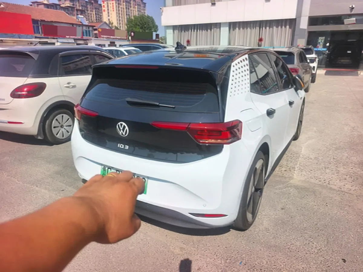 2021 Volkswagen ID.3 BEV 57.3KWH,autocango,china used car exporter,china ev exporter,chinese used car exporter,chinese used ev exporter