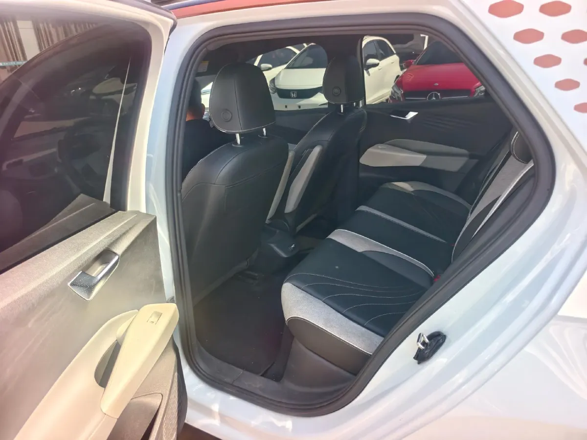 2021 Volkswagen ID.3 BEV 57.3KWH,autocango,china used car exporter,china ev exporter,chinese used car exporter,chinese used ev exporter