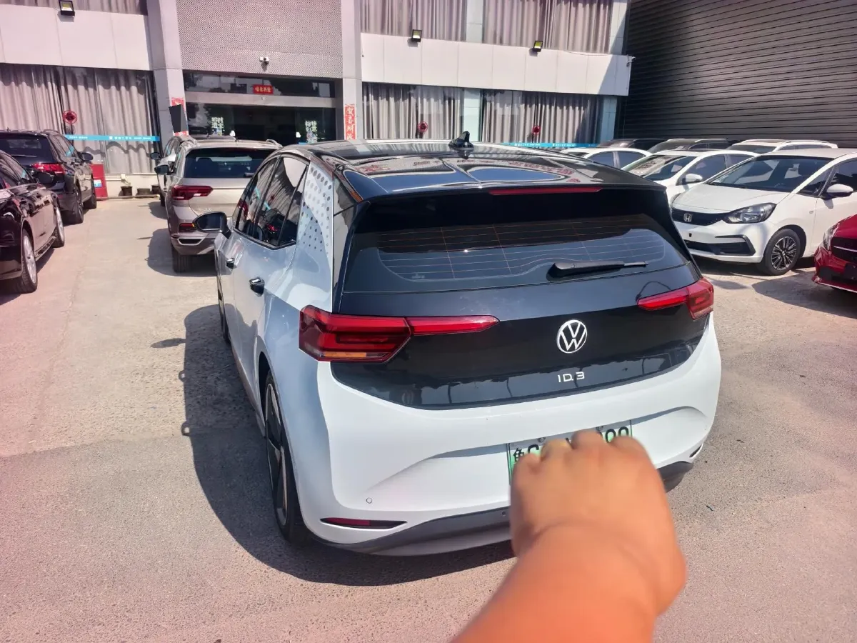 2021 Volkswagen ID.3 BEV 57.3KWH,autocango,china used car exporter,china ev exporter,chinese used car exporter,chinese used ev exporter