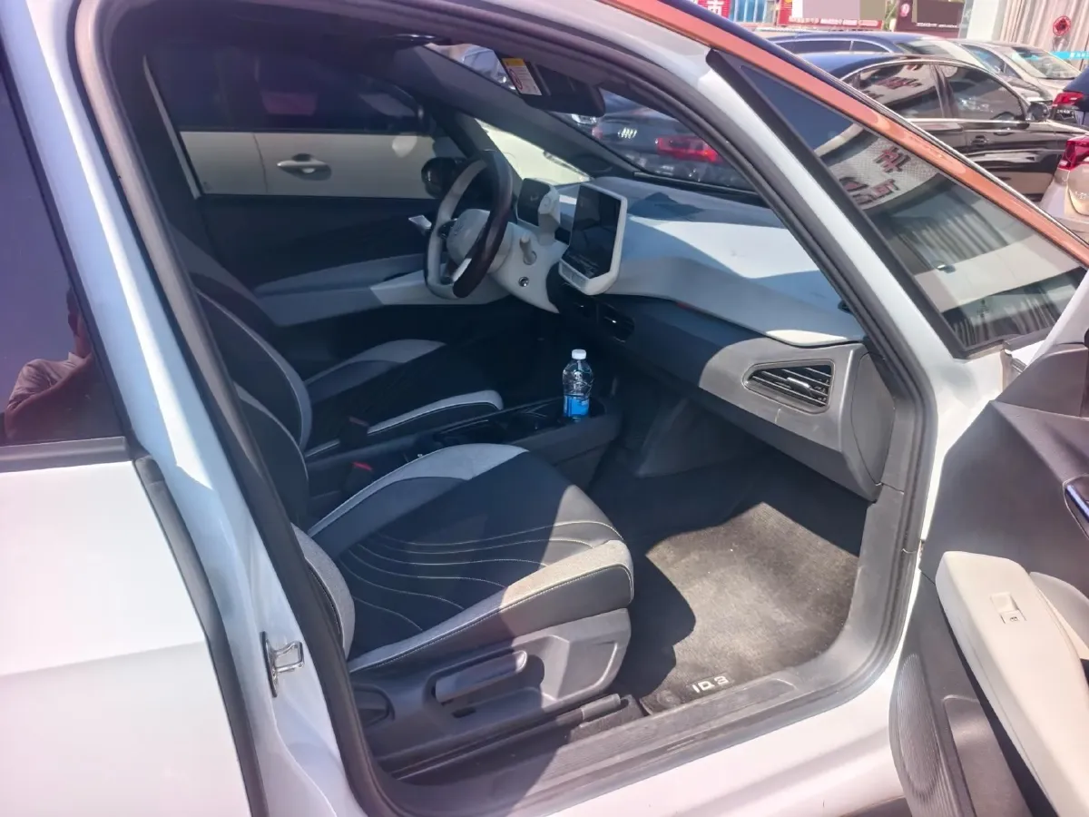 2021 Volkswagen ID.3 BEV 57.3KWH,autocango,china used car exporter,china ev exporter,chinese used car exporter,chinese used ev exporter