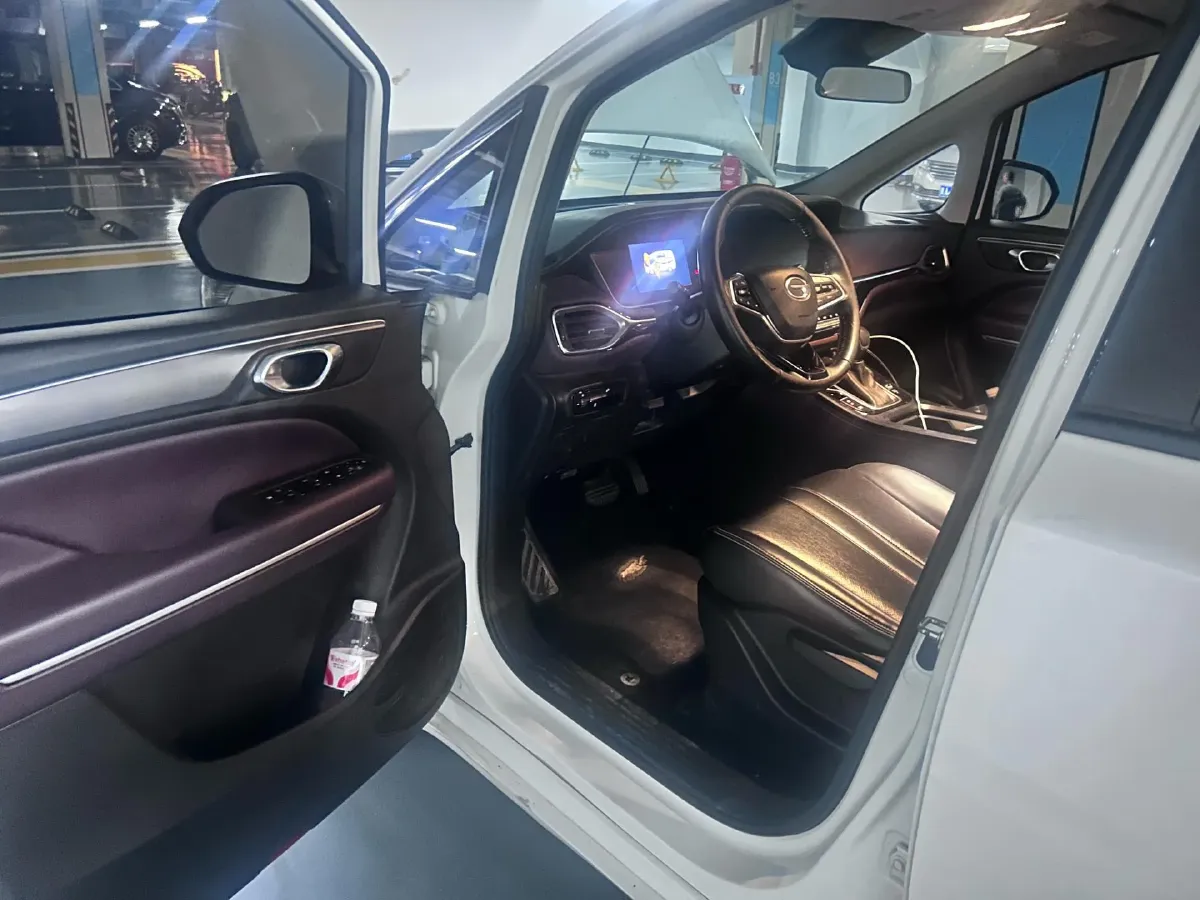 2021 GAC Trumpchi M6 1.5T 169HP L4 7DCT,autocango,china used car exporter,china ev exporter,chinese used car exporter,chinese used ev exporter