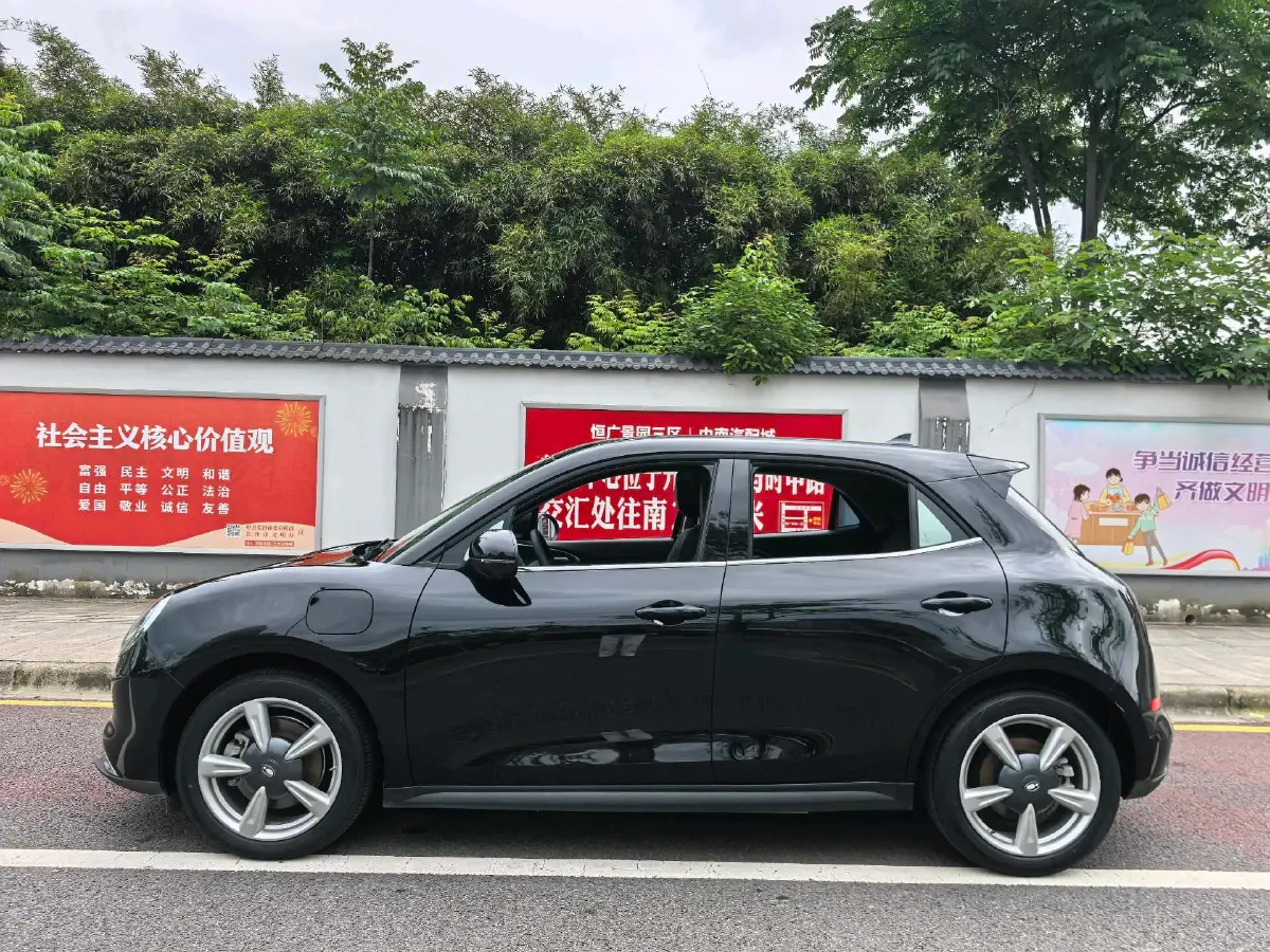 2022 ChangAn CS75 Plus 1.5T 178HP L4 6AT,autocango,china used car exporter,china ev exporter,chinese used car exporter,chinese used ev exporter