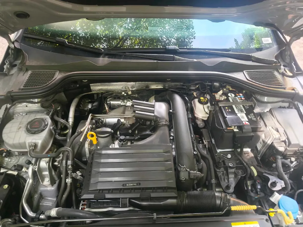 2023 Volkswagen Golf 1.4T 150HP L4 7DCT,autocango,china used car exporter,china ev exporter,chinese used car exporter,chinese used ev exporter