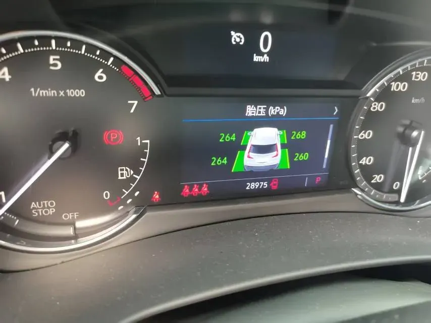 2021 Cadillac XT4 2.0T 237HP L4 9AT,autocango,china used car exporter,china ev exporter,chinese used car exporter,chinese used ev exporter