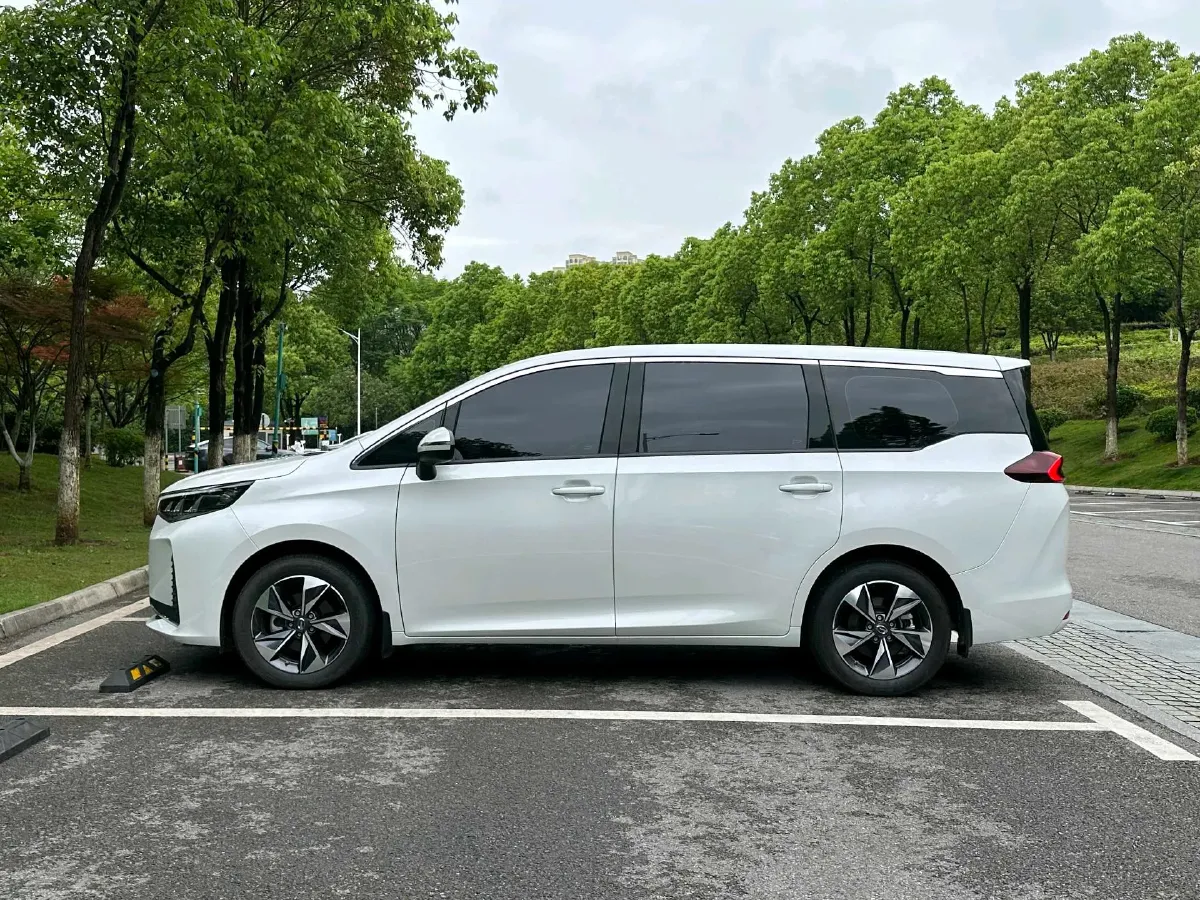 2023 GAC Trumpchi M6 1.5T 177HP L4 7DCT,autocango,china used car exporter,china ev exporter,chinese used car exporter,chinese used ev exporter