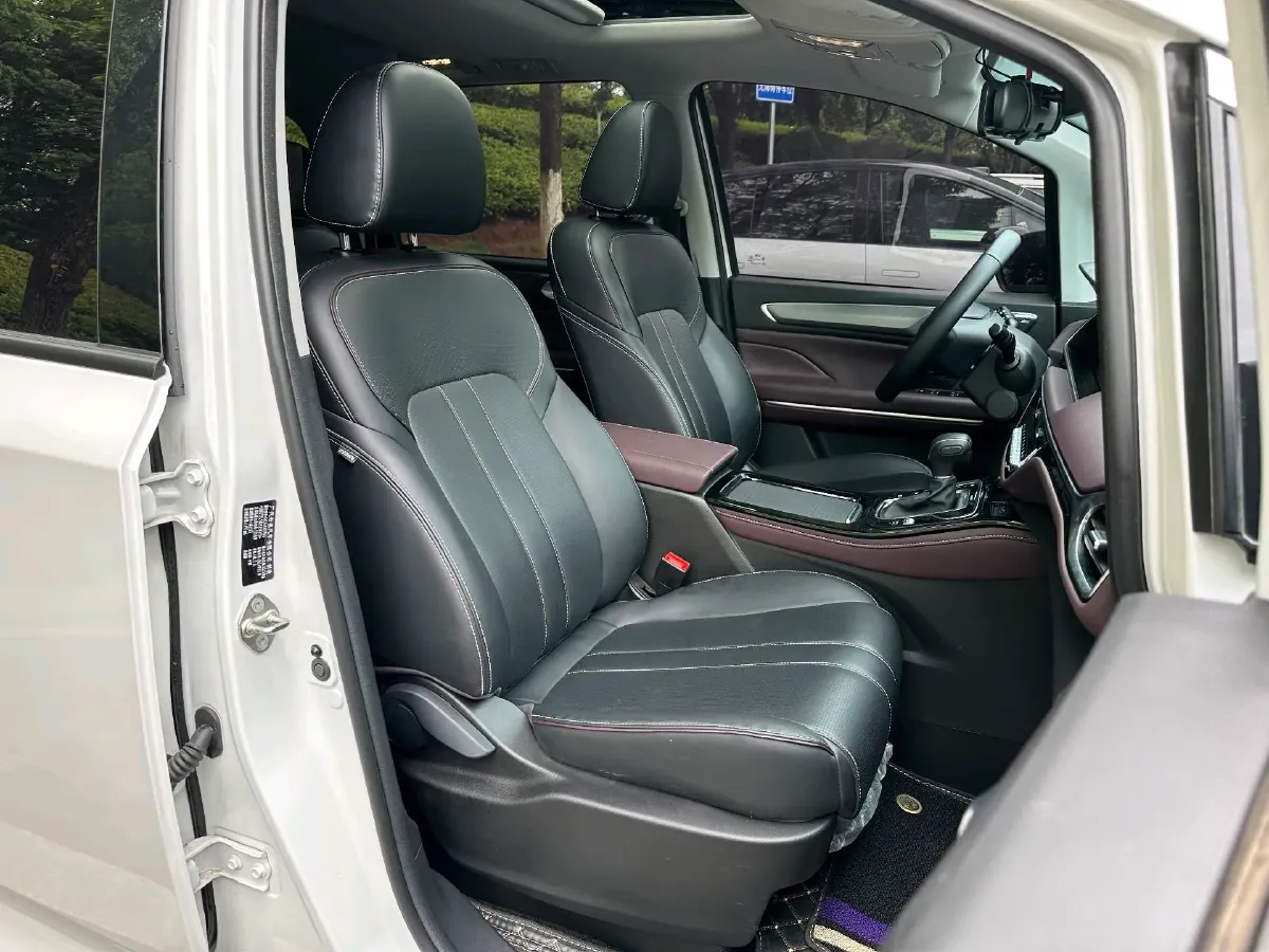 2023 GAC Trumpchi M6 1.5T 177HP L4 7DCT,autocango,china used car exporter,china ev exporter,chinese used car exporter,chinese used ev exporter