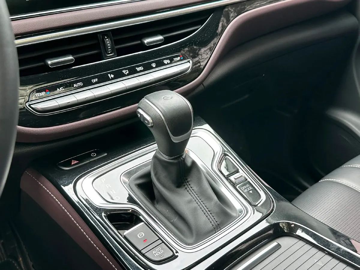 2023 GAC Trumpchi M6 1.5T 177HP L4 7DCT,autocango,china used car exporter,china ev exporter,chinese used car exporter,chinese used ev exporter