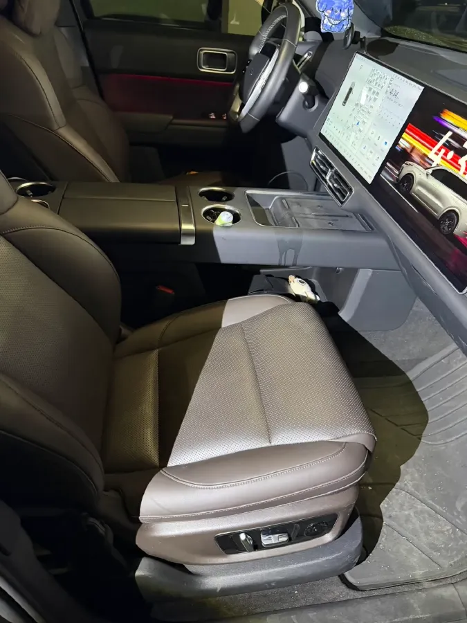 2022 Li L9 Range Extended 154HP REEV 42.6KWH,autocango,china used car exporter,china ev exporter,chinese used car exporter,chinese used ev exporter