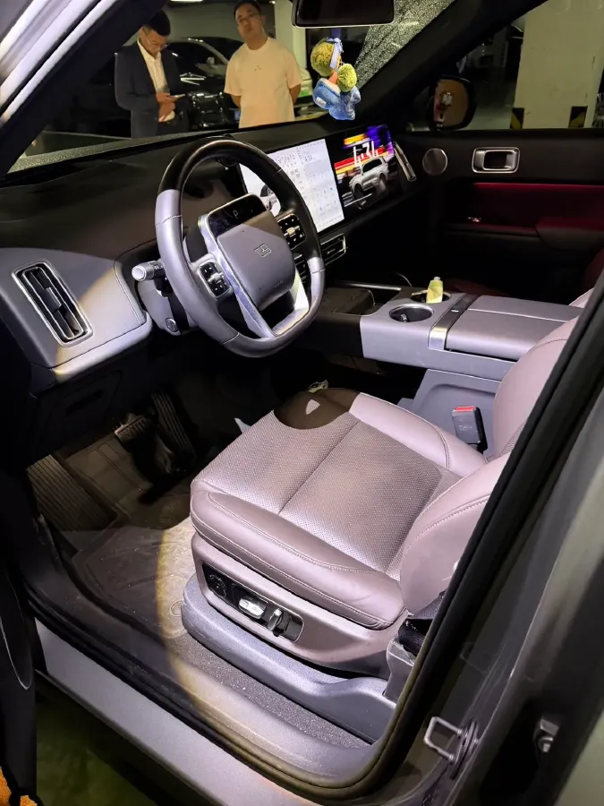 2022 Li L9 Range Extended 154HP REEV 42.6KWH,autocango,china used car exporter,china ev exporter,chinese used car exporter,chinese used ev exporter
