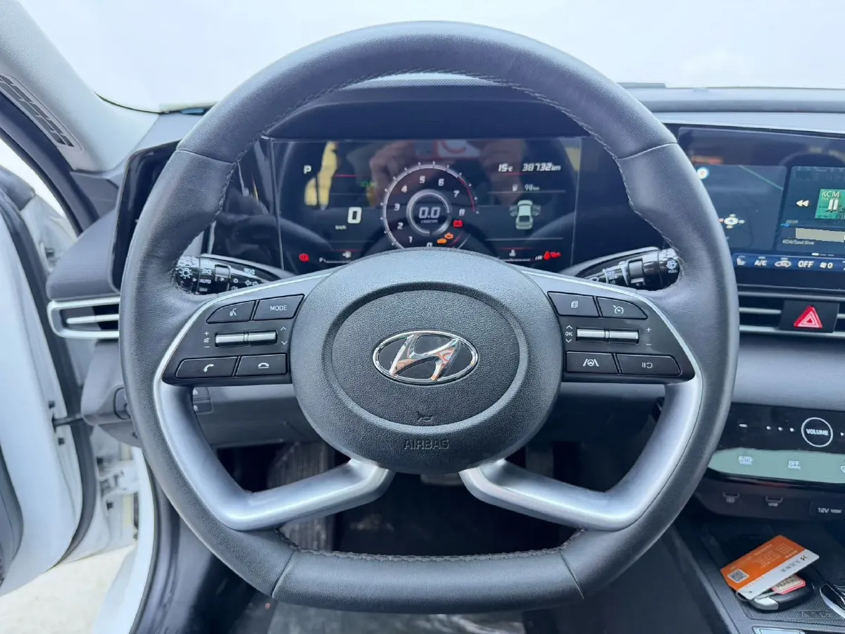 2022 Hyundai Elantra 1.5L 115HP L4 CVT,autocango,china used car exporter,china ev exporter,chinese used car exporter,chinese used ev exporter